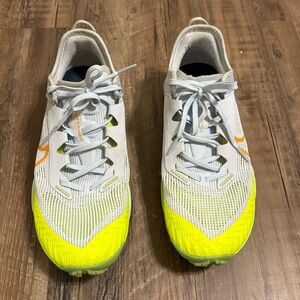 Nike terra kiger 8 lime green